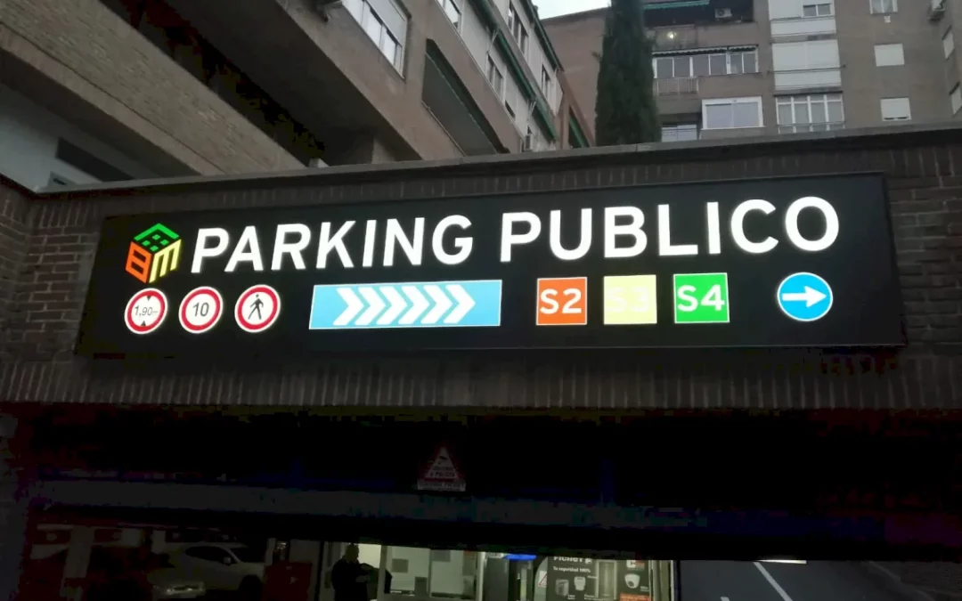 XPRINTA ·  PARKING BRAVO MURILLO 1 ·  Señalética