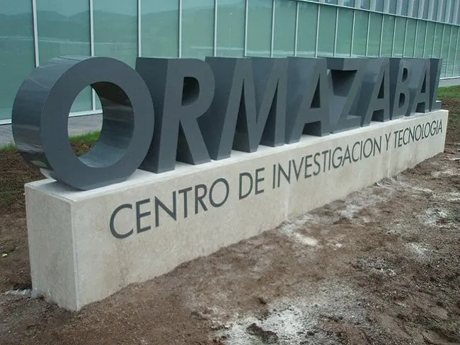 corporeos-rotulos-y-luminosos-iconica (5)